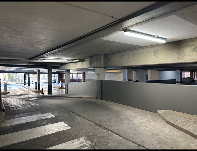 1,731M² OFFICE TO LET IN SANDTON CENTRAL